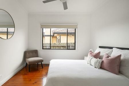 2 Selola Court, FAWKNER - Photo 2