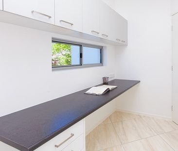 1 bed apartment in trendy Taringa. - Photo 1