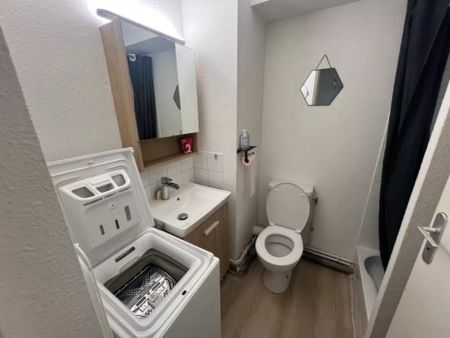 STUDIO MEUBLÉ PRADETTES - Photo 5