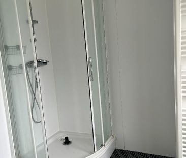 Location Appartement 4 pièces 97m² MONT ST AIGNAN 76130 - Photo 5