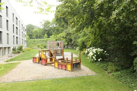 Moderne 2.5-Zimmerwohnung Nähe der Langen Erlen - Photo 2