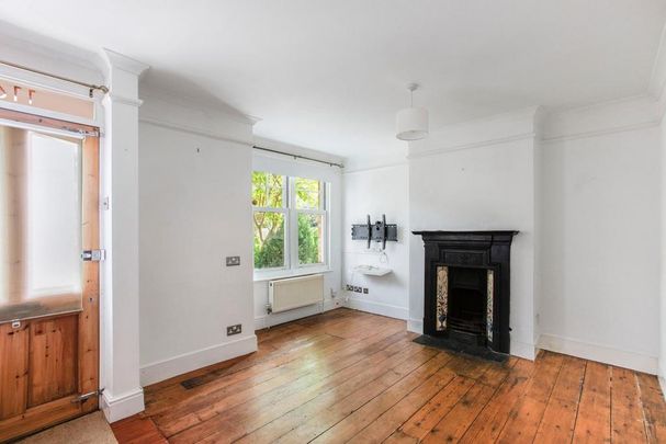 3 bedroom semi-detached house to rent - Photo 1