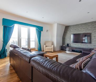 3 bedroom apartment to rent - Photo 3