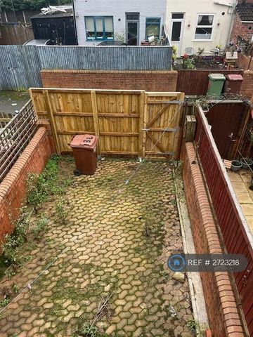 2 bedroom terraced house to rent - Photo 5