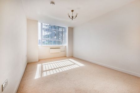 Available unfurnished from 03/06/2026 - Photo 2