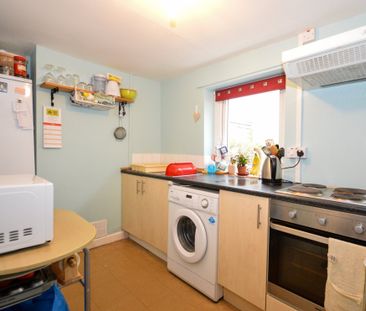 Field Street, Bangor, Gwynedd, LL57 - Photo 4