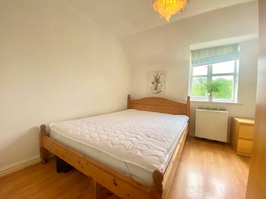 Room in a Shared Flat, Rembrandt Way, RG1 - Photo 1