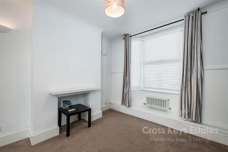 3 bedroom terraced house to rent - Photo 3