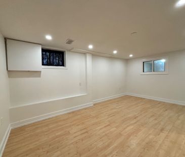 For Lease - 466 Ginger Downs Unit# Basement, Mississauga, Ontario - Photo 5
