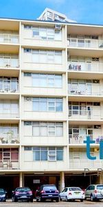 PRESTIGIOUSLY POSITIONED STUDIO APARTMENT - Photo 4