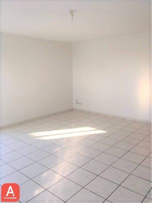 Location maison 4 pièces 82 m² à Saint-Lys (31470) - Photo 1