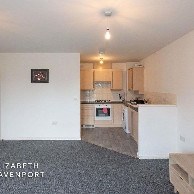2 bedroom flat to rent - Photo 1