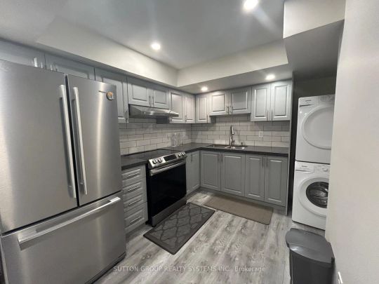 Detached Home For Lease | W9229201 - Photo 1