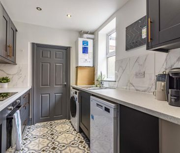 1 bedroom house of multiple occupation to rent - Photo 6