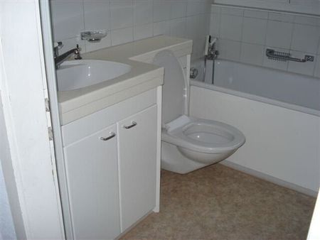 Attractive apartment in a prime location with lake view - Foto 3