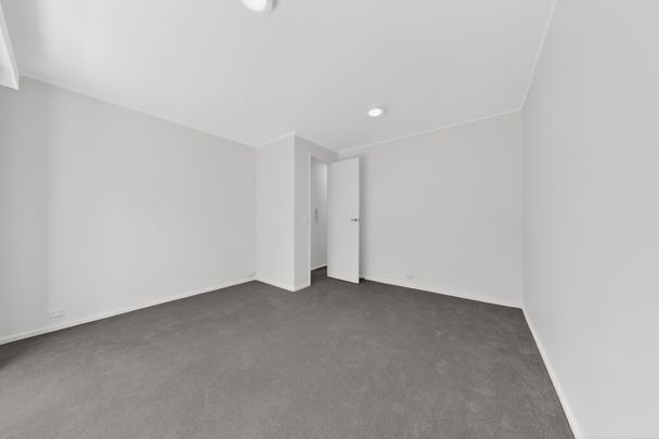 11/494 Glenferrie Road, Hawthorn VIC 3122 - Apartment For Rent | Domain - Photo 1