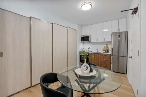 134 Carlton Street E #9 - Photo 1