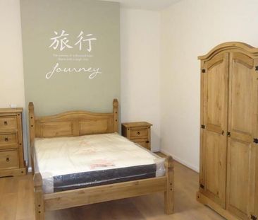 6 bedroom house to rent - Photo 1