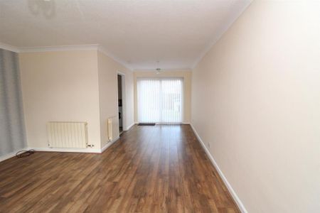 3 bedroom terraced house to rent - Photo 2