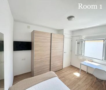 Barriada La Palmilla, Sevilla, Andalusia 41009 - Photo 5