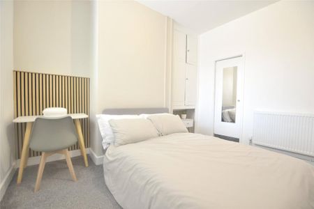 5 bedroom terraced house to rent - Photo 5