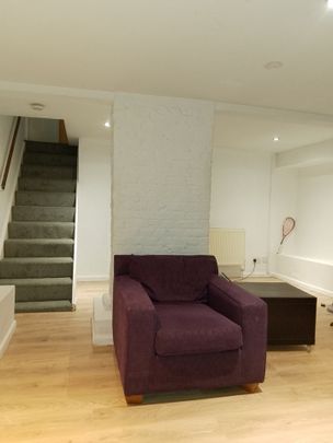 5 Bed Terraced House, Clinton Road, E3 - Photo 1