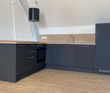 Location Appartement 2 pièces 57m² ORLEANS 45000 - Photo 2