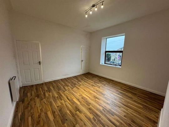 Moulson Terrace, Denholme, Bradford, BD13 - Photo 1