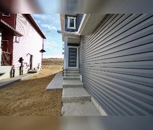 1 Bed 1 Bath Suite Chappelle For Rent - Photo 2