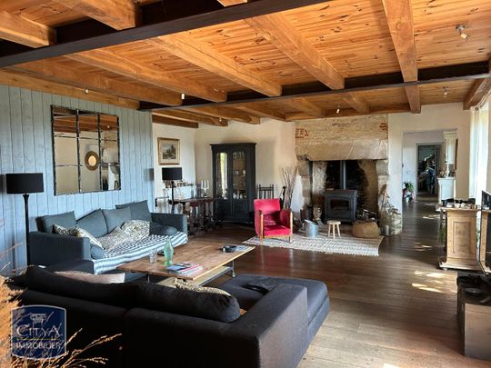 Location Maison 5 pièces 217m² GUERANDE 44350 - Photo 1
