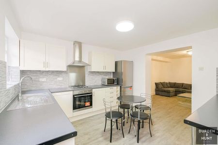 Richmond Road, London - Photo 5