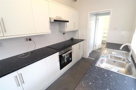 Arbury Road, Nuneaton - Photo 4