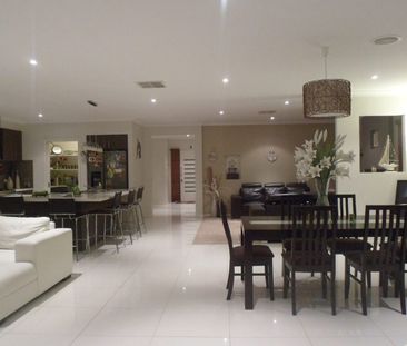 PRIME CHASE ESTATE PROPERTY - Photo 5