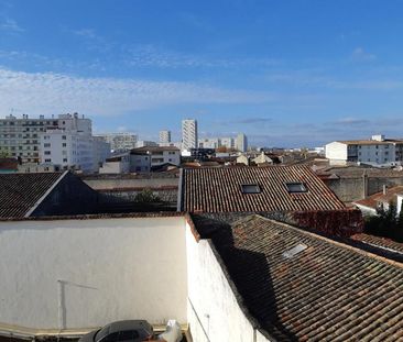 Location Appartement 2 pièces 58m² BORDEAUX 33000 - Photo 6
