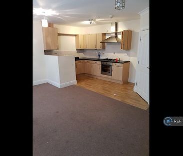 2 bedroom flat to rent - Photo 3