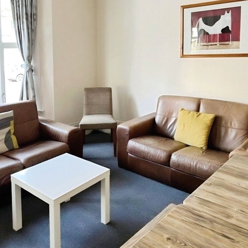 6 bedroom house to rent Clarendon Avenue, Leamington Spa, Warwickshire, CV32 - Photo 1