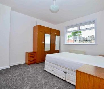 Three Bedroom Semi-detached House To Rent On Benwell Grange Avenue,... - Photo 5