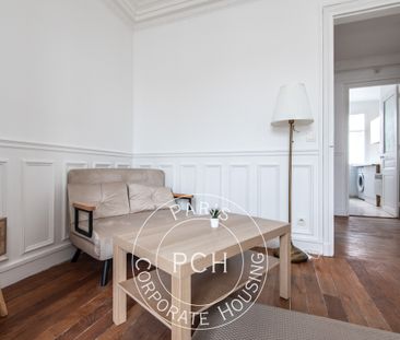 Rue Mathurin Régnier, - Photo 2