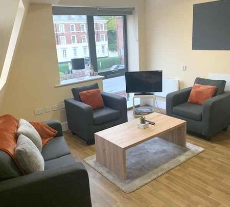 Ensuite Gold - Photo 1