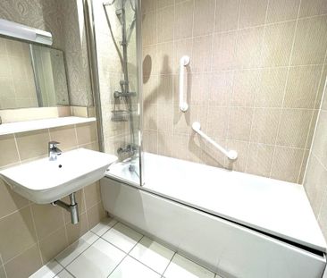 Stirling Close - Photo 6