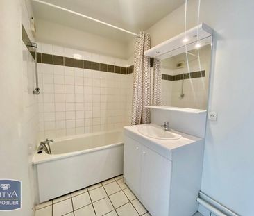 Location Appartement 2 pièces 48m² SOTTEVILLE LES ROUEN 76300 - Photo 5