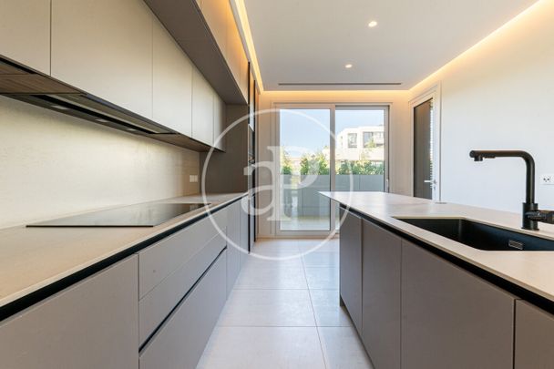 Flat for rent in La Finca (Pozuelo) - Photo 1