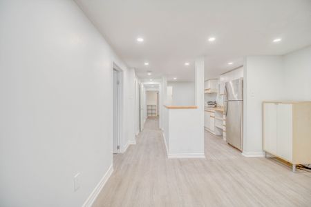 For Lease - 65 Davis Road Unit# Basement #2, Aurora, Ontario - Photo 3