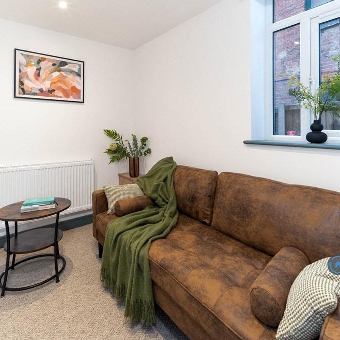 1 bedroom in a house share to rent - Photo 1