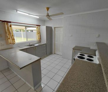 Low set House - Innisfail Estate - Photo 1