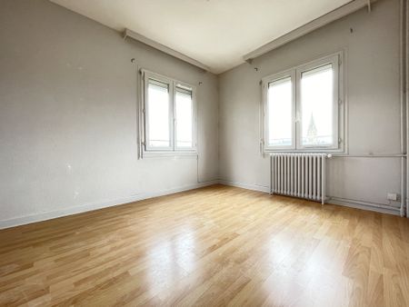 Location Appartement 4 pièces 80m² BRIVE LA GAILLARDE 19100 - Photo 2