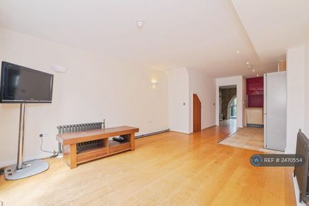 2 bedroom flat to rent - Photo 4