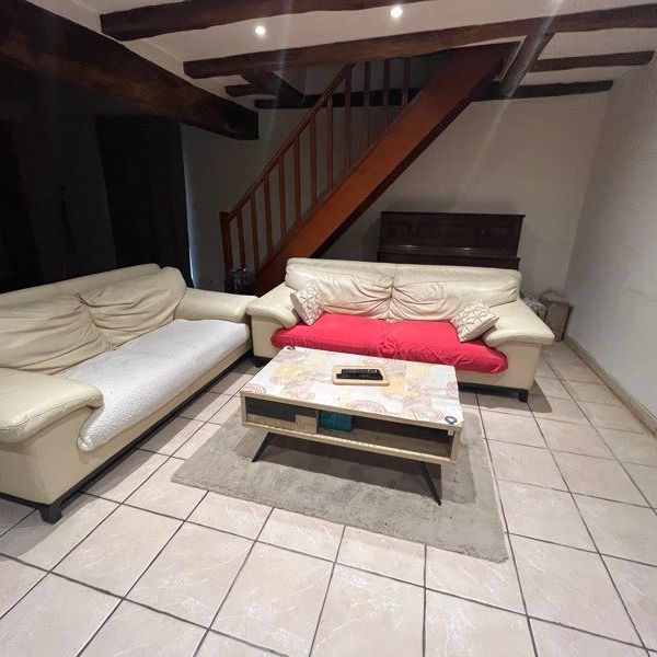 Maison à louer - Photo 1