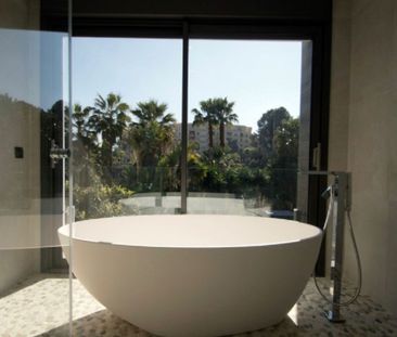 5 Bedroom Villa For Rent in Nueva Andalucía, Málaga - Photo 5