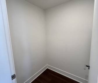 Bright 1 Bed + Den - Available Now - Photo 1